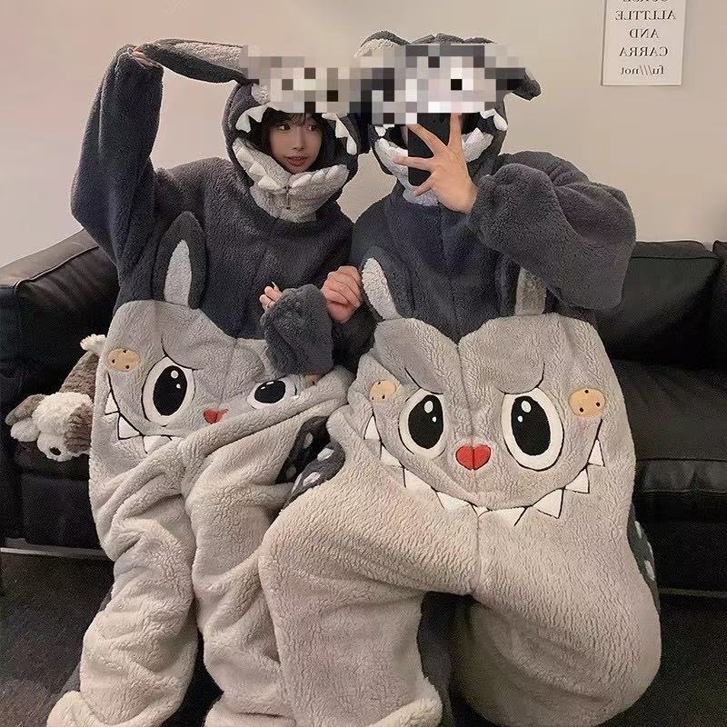 2025年秋冬新作 Jiyikawa コーラルベルベット厚みのあるパジャマ カップルホーム服は屋外でも着用可能 混合バッチ|undefined