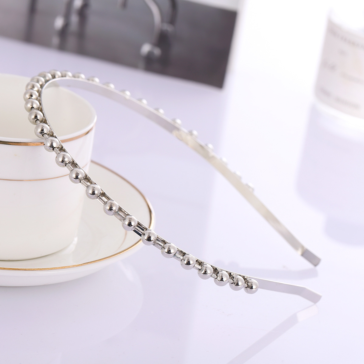 Transfronterizo estilo europeo y americano elegante simple ronda diadema de metal versátil personalidad moda hecha a mano accesorios para el cabello diadema para Mujeres Nuevo