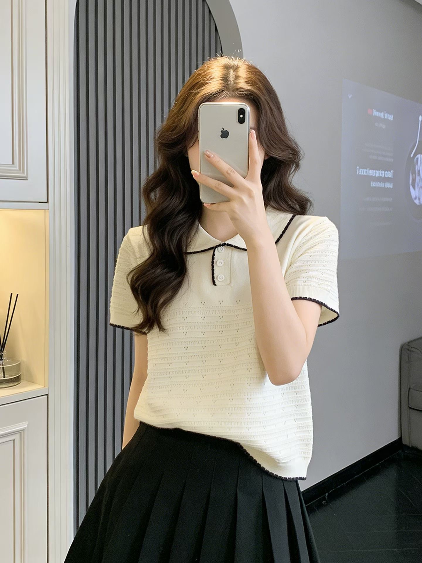 Áo len ngắn tay cổ búp bê phong cách Pháp ngọt ngào — màu đen