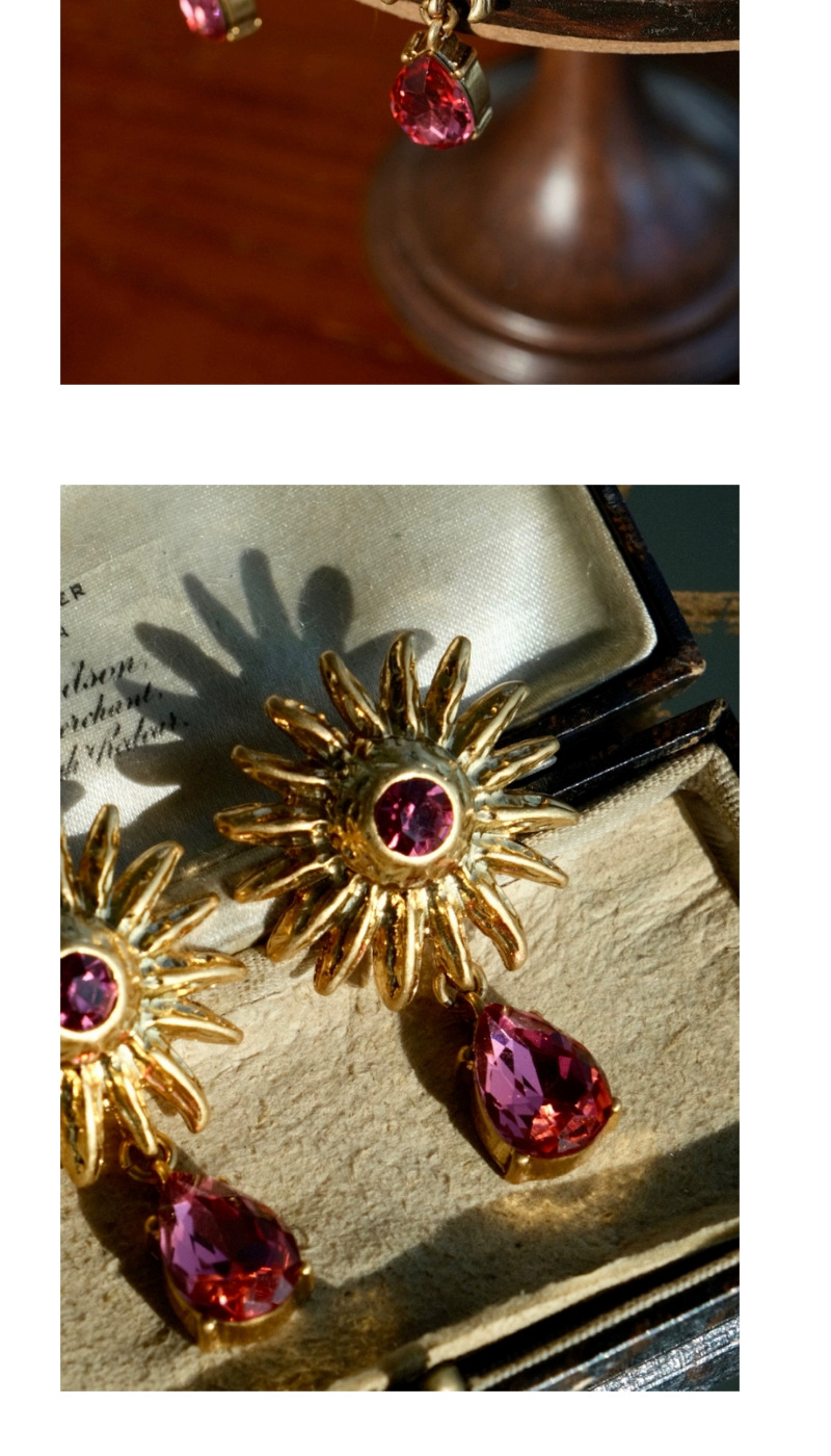 33g Weight Zircon Inlay Material Drop Earrings Classification 1 Pair Quantity Banquet, Cocktail Party Occasion 1 Pair Retro Sun Water Droplets Plating Inlay Copper Zircon Drop Earrings