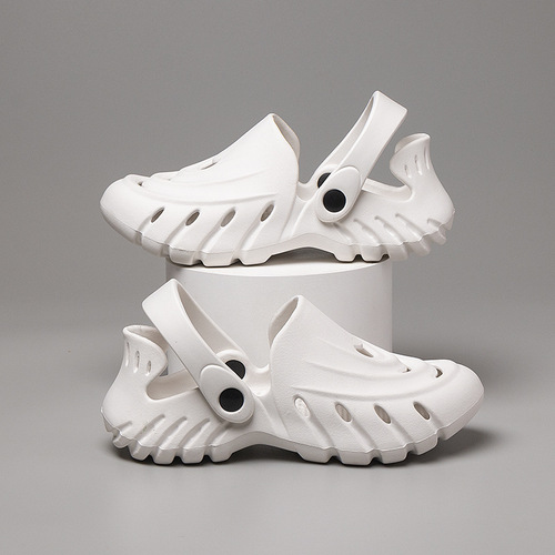Summer Hole Shoes  New Breathable Cap Toe Hole Shoes Couples Casual Beach Shoes with Openwork Garden Shoes