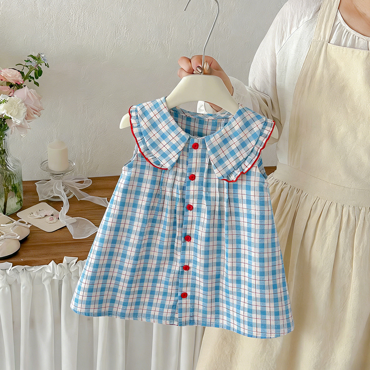 Sweet summer girls' plaid sleeveless color-blocked pure cotton princess dress for toddlers and preschoolers.