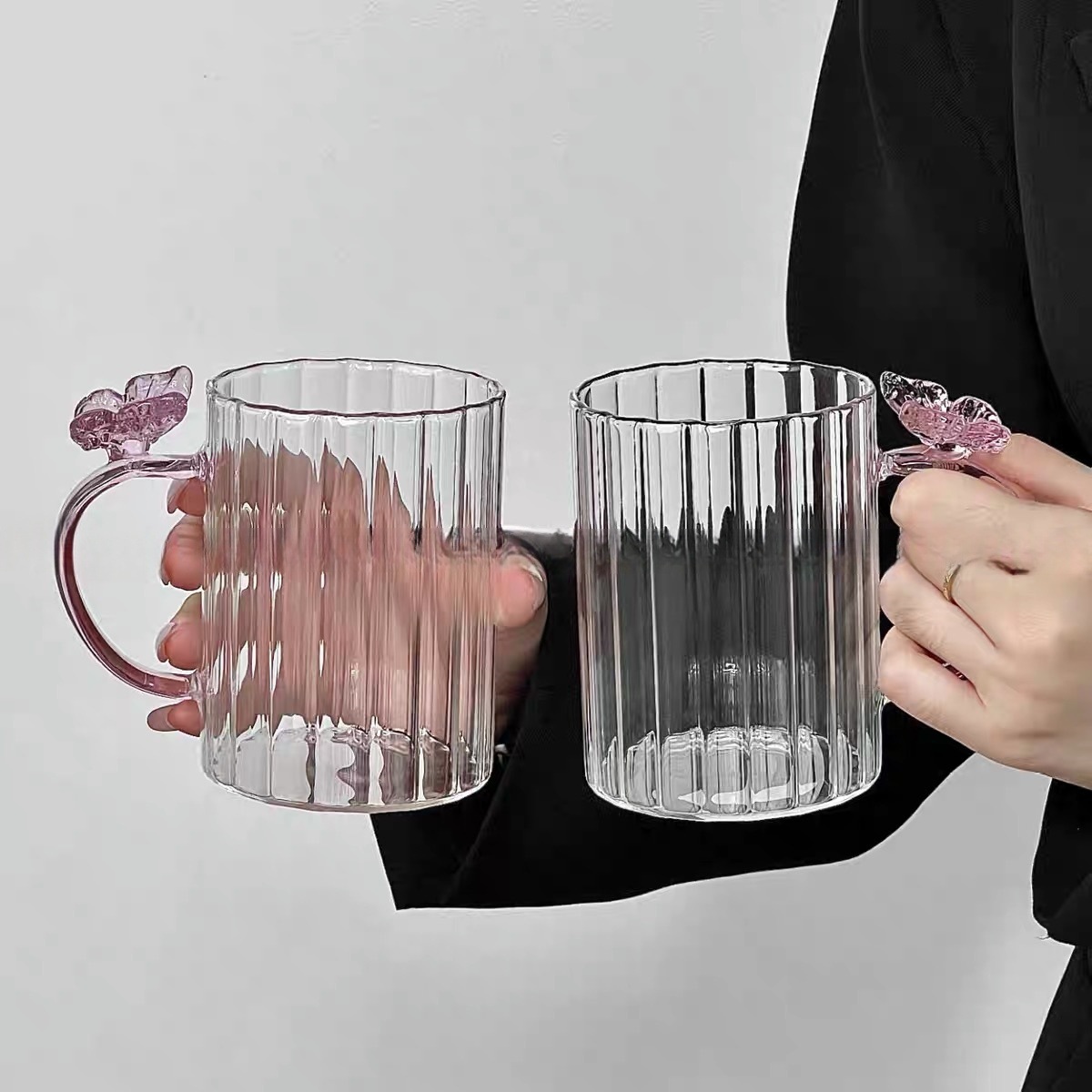 Taza de mariposa de vidrio de alto silicio copas de agua caseras tazas de bebida de jugo simple taza de vidrio transparente de color taza de cóctel