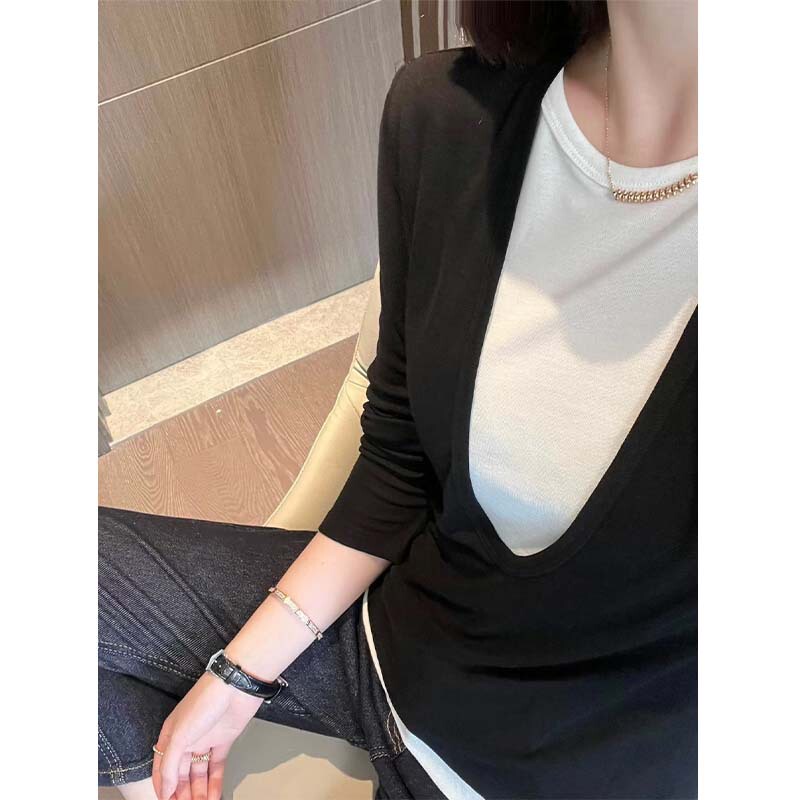 Big U-Neck Color-Blocked Fake Two-Piece T-Shirt! 26 Spring Festival Fashion Classic Black and White T-Shirt Top for Women