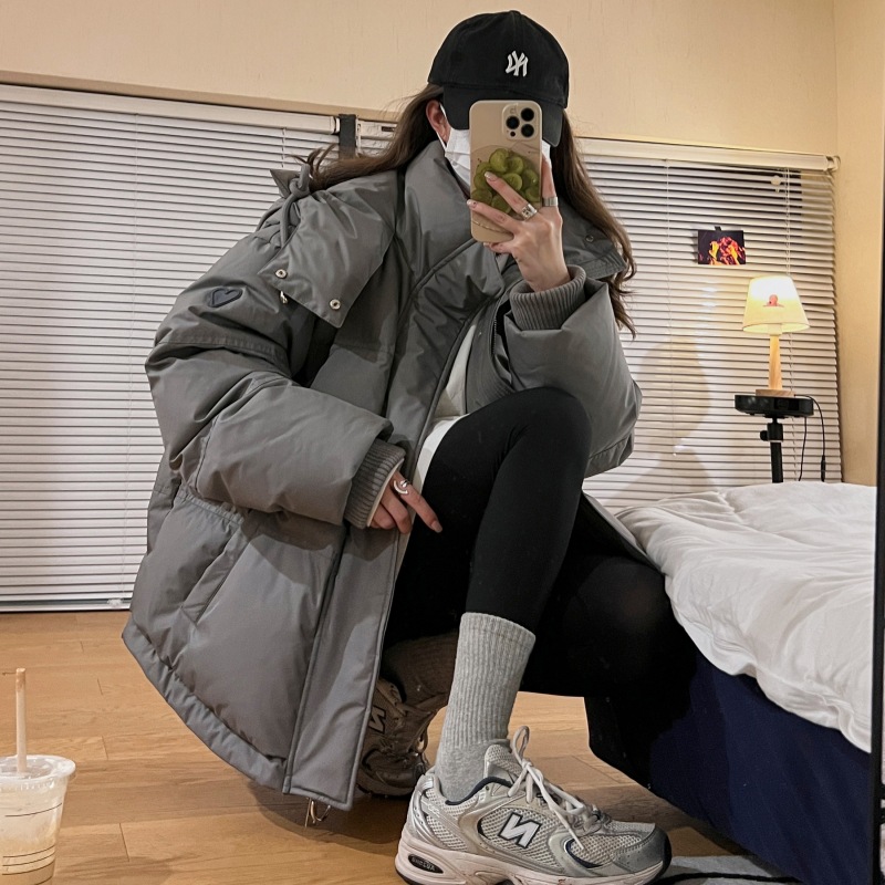 회색