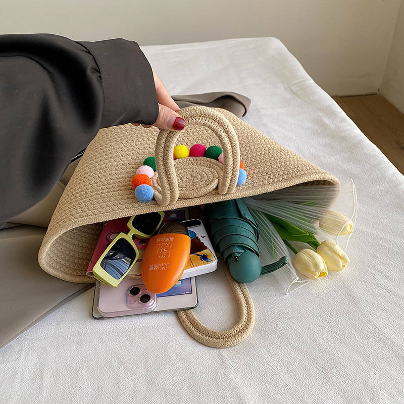 Una pieza de envío, versión coreana del bolso tejido de paja con cuerda de algodón, bolsa tejida con canasta de bolas de lana, bolsa de textura de alta calidad