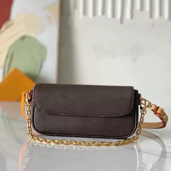 (Guangzhou Cross-Border Top-Grade Leather) New Vintage Pattern Pochette Mia Underarm Bag, Horn-Shaped Shoulder Handbag, Lunch Box Bag