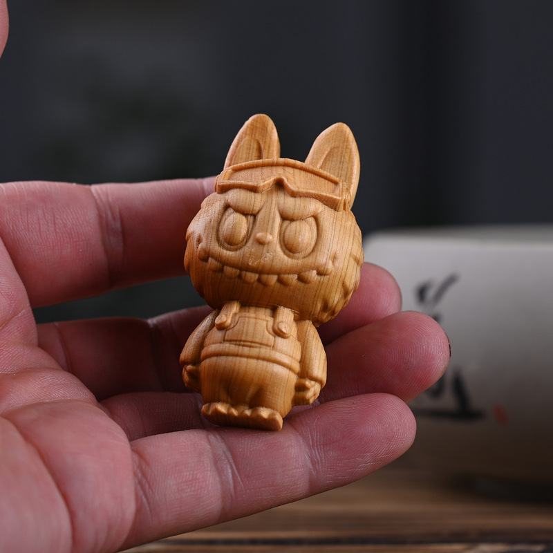 シダーウッドカボチャラブブナイトシャー歯のない木製漫画かわいい人形クリエイティブホームデスクトップ装飾品卸売|undefined