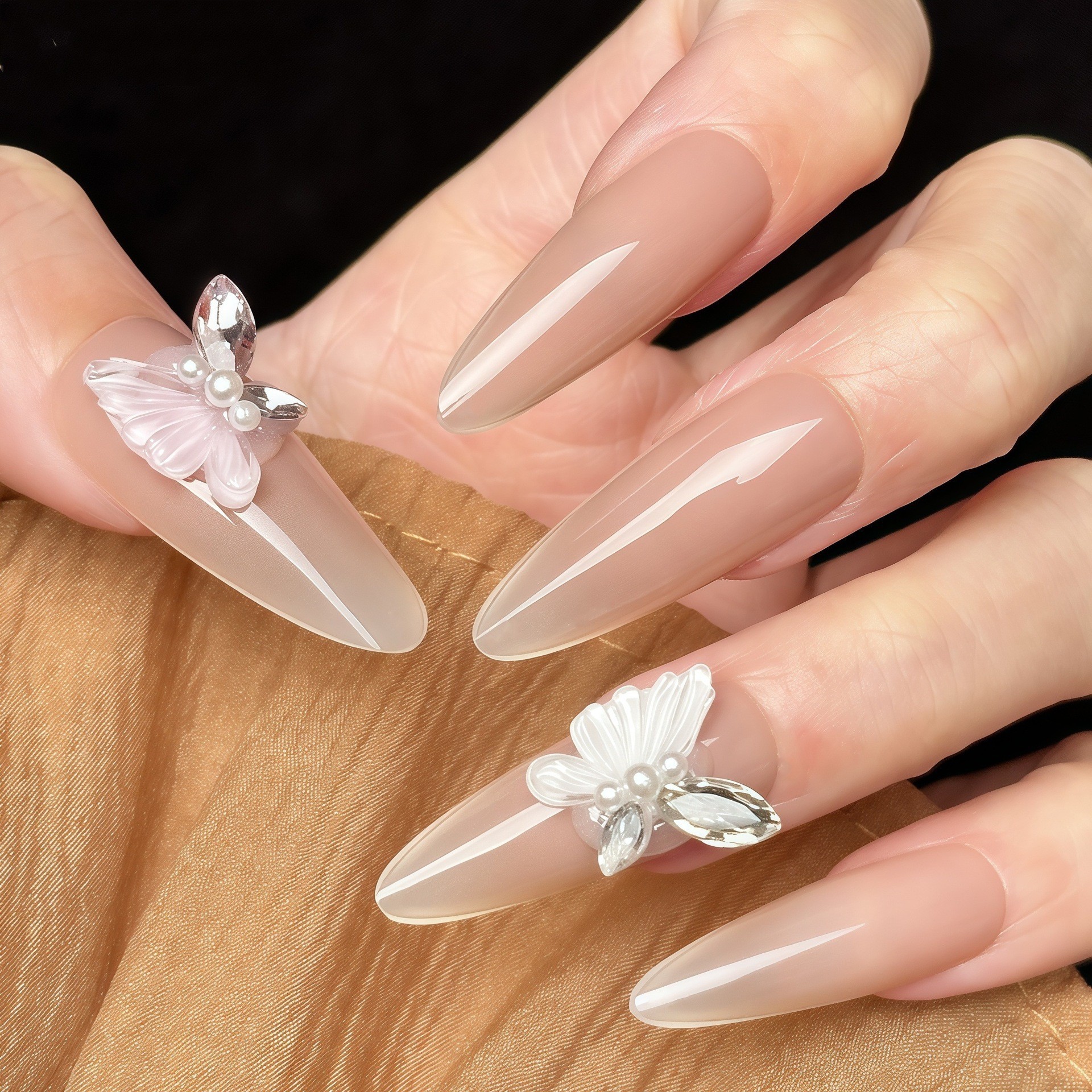 Uñas postizas hechas a mano con diamantes de imitación brillantes, estilo popular, uñas postizas de alta gama, estilo puro y sensual, efecto iluminador, piezas de uñas postizas hechas a mano.