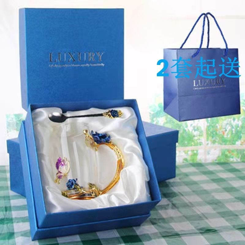 Vaso de vidrio tallado de mujer de estilo europeo, regalo creativo para el hogar, decoración del día de San Valentín, tazas de cubiertos, tazas de agua