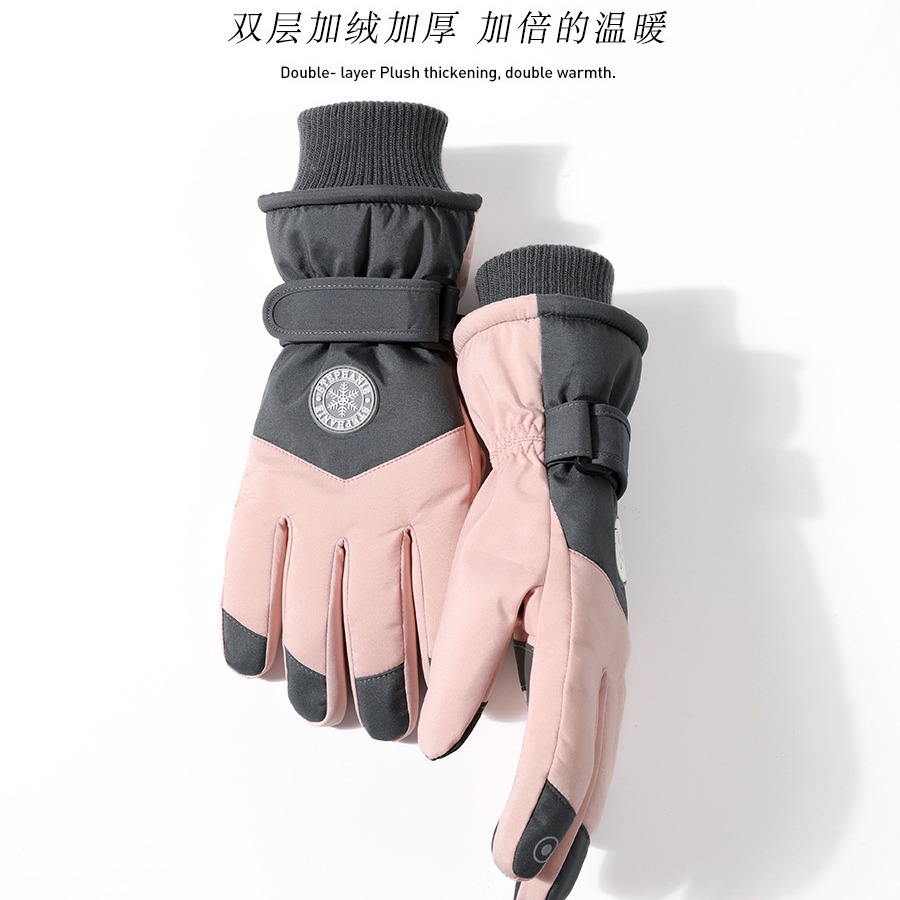 Ski gloves