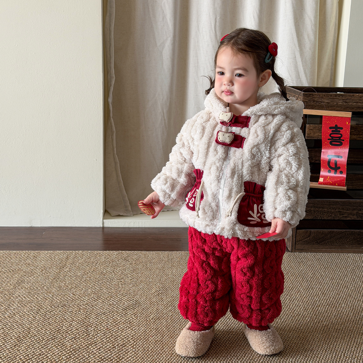 Off-white home wear set (quilted and thickened)