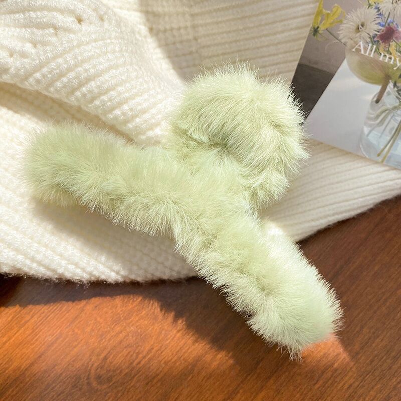 Plush solid color large grab clip