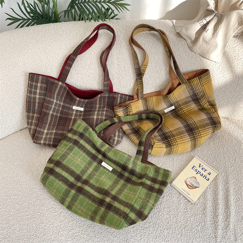 510313 New Autumn and Winter Satchel Suede Plush Plaid Shoulder Bag Large Capacity Reversible Tote Bag 510313 New Autumn and Winter Satchel Suede Plush Plaid Shoulder Bag Large Capacity Reversible Tote Bag