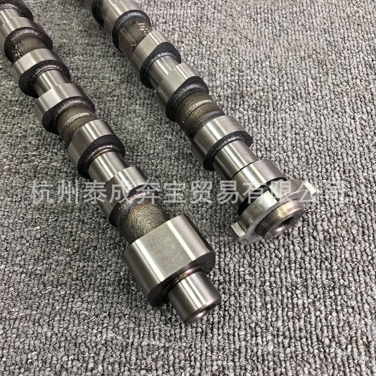 5511700245 5511699977 Is Suitable for Geely Lynk & Co Galaxy Shuangyue 1.5t Intake and Exhaust Camshaft