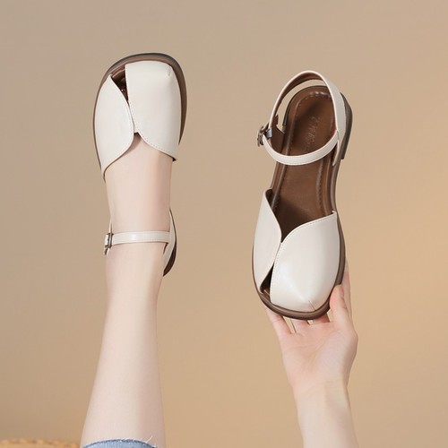 Summer Baotou flat sandals with low heel, one-strap retro comfortable sandals with soft soles, loafers 2025 shallow mouth single shoes