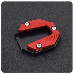 電気自動車のサイドサポートを大きくして、ベースのフットサポートを広くして、滑り止めのサイドサポートをします。