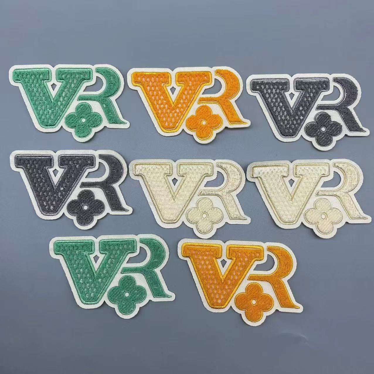 小香风牙刷绣英文字母布贴鞋帽箱包装饰贴DIY服装补丁贴绣花手工