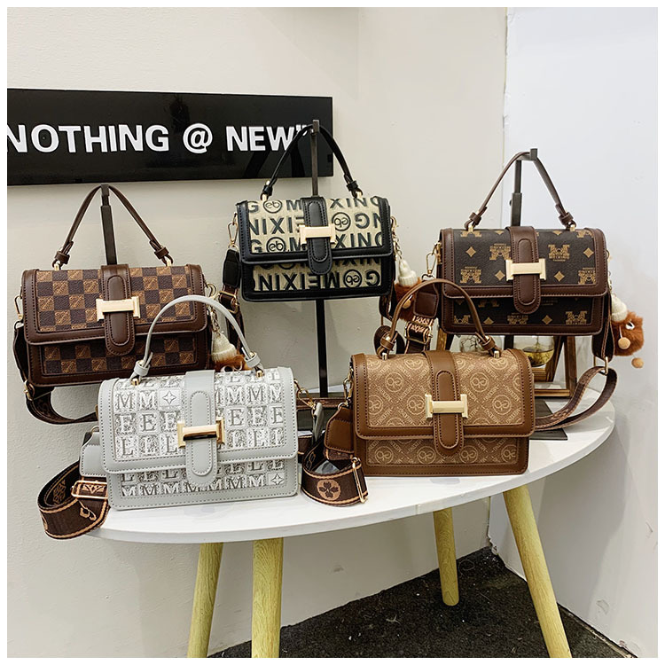 Borse da donna 2023 nuova borsa a tracolla con texture di fascia alta dal design di nicchia classica borsa quadrata piccola borsa a tracolla versatile quotidiana_voghion.com