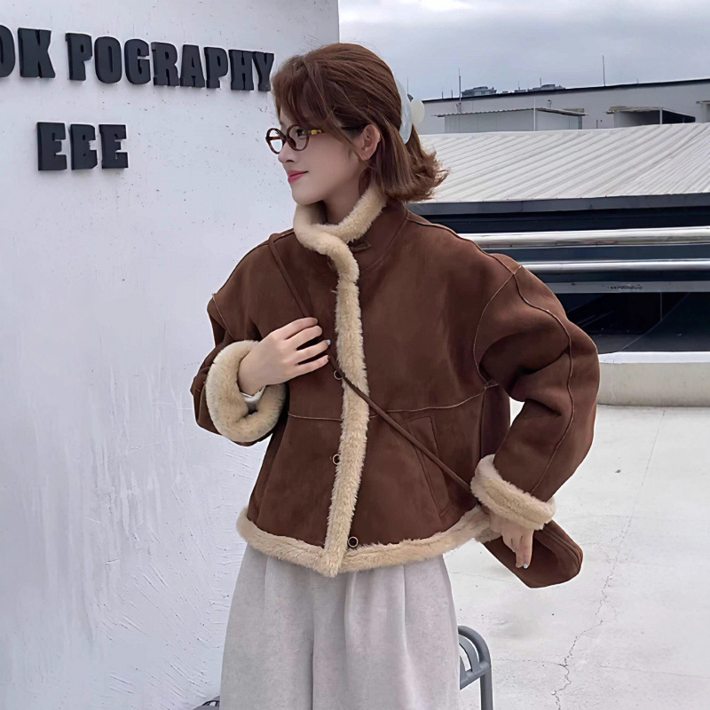 2025 Korean Retro Stand-Up Collar Lamb Wool Jacket Women's Short Thickeneded Small Fur All-In-One Motorcycle Jacket