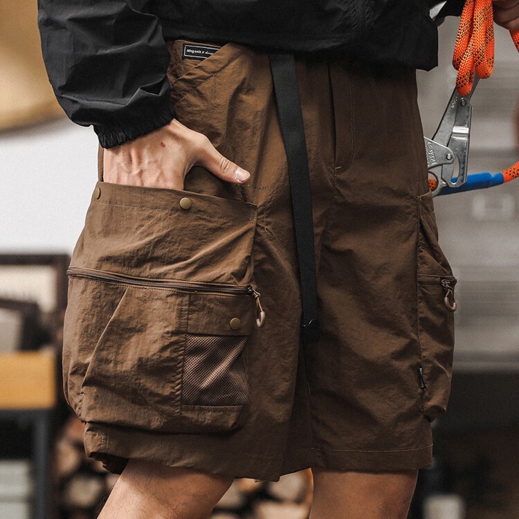 Jerryeno American-Style Ice Silk Cargo Shorts for Men, Summer Thin Tactical Functional Waterproof Quick-Dry Multi-Pocket Knee-Length Shorts