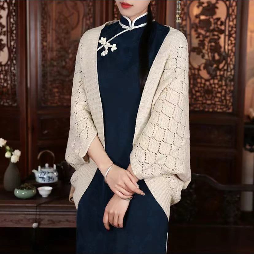 (2개) 따뜻함과 고귀함을 지켜주는 치파니 니트 가디건, 롱 가디건과 함께 착용하면 따뜻함이 느껴지는 중공 니트 숄, 소매가 달린 케이프 재킷