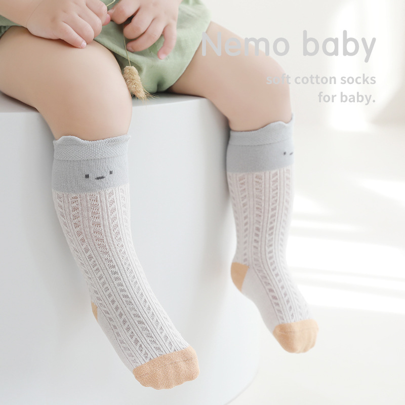 2023 verano nuevos calcetines de bebé de malla delgada para hombres calcetines de bebé recién nacido calcetines de algodón para niños de dibujos animados lindos