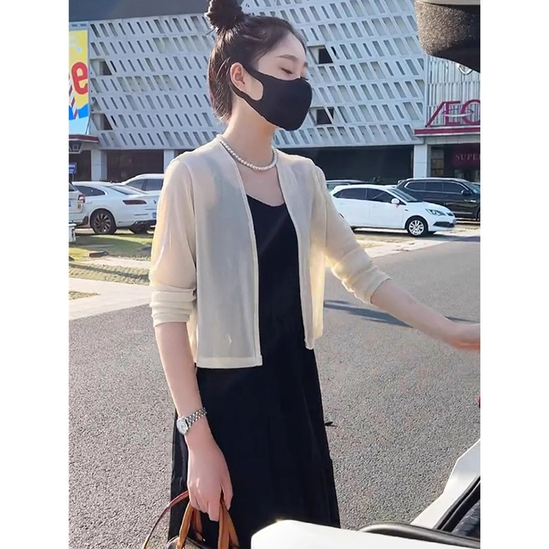 披肩外搭女2025新款防晒开衫高级感配裙子夏薄款宽松冰丝针织上衣|undefined