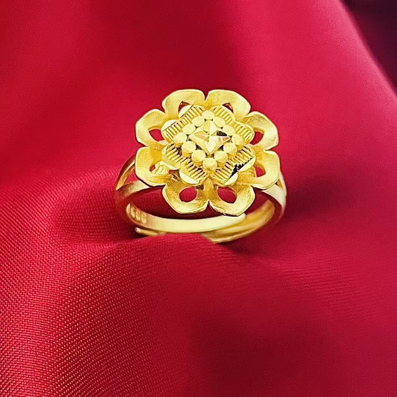 黄銅の金メッキの福の金儲けの指輪の男性の多種類の車の花は宝の蛇口の関公の戒子の金メッキの指輪を招きます。