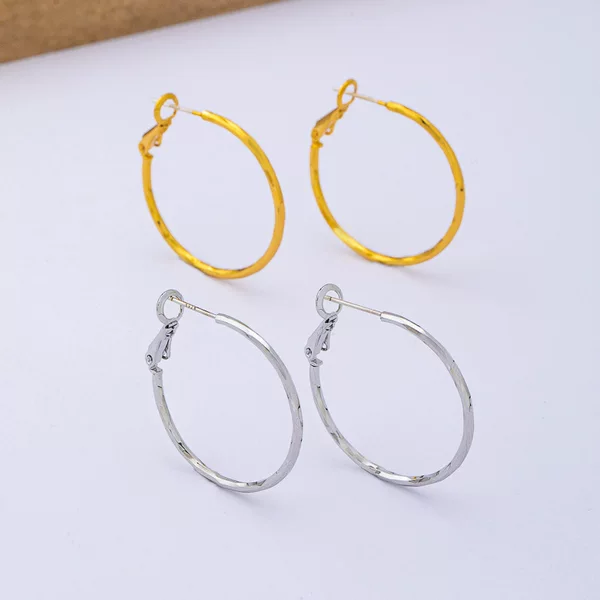 New Copper Gold-Plated Floral Earrings for Women, Simple Circle Design, Versatile, Light Luxury, High-End Feel, Niche Earrings