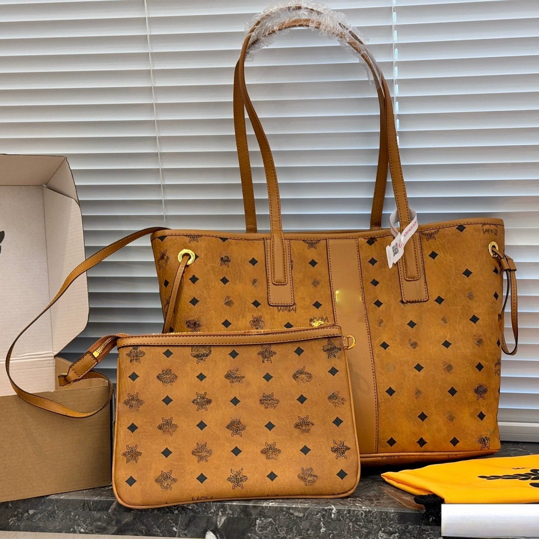 Quality capacious shopping bag, genuine leather