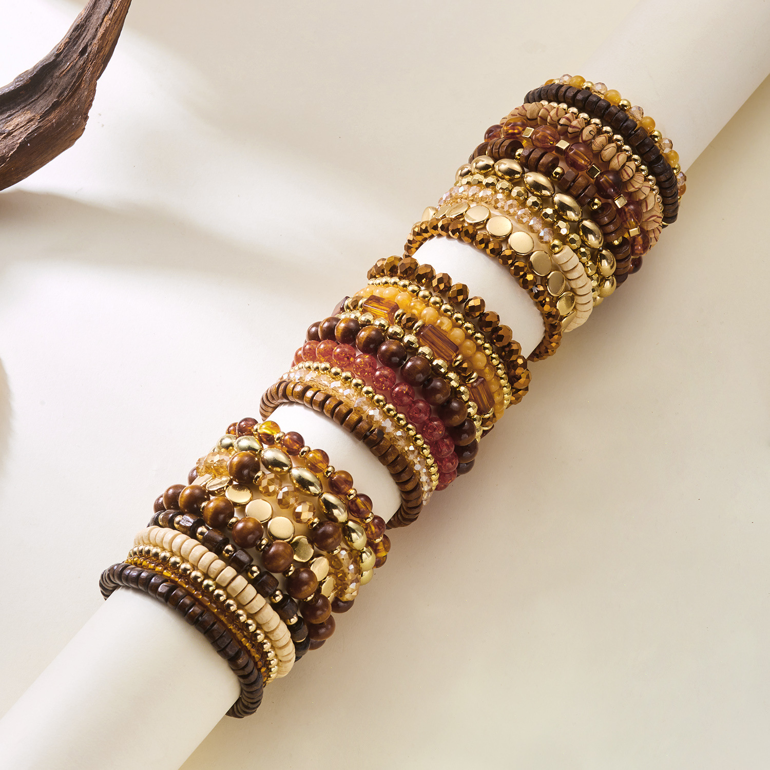 Europa y América de moda bohemia creativa playa multicapa para usar cuentas de vidrio hechas a mano al por mayor pulseras