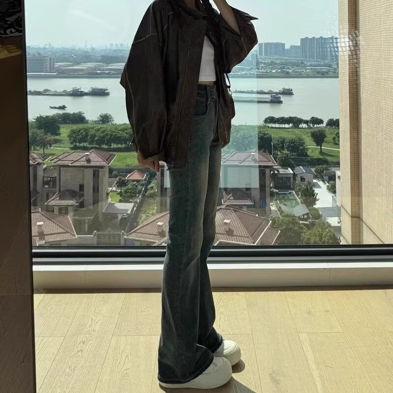 Cement Ash Two-grain Buckle Micro-flared Jeans Women's High Waist Spring and Autumn Belly-tucking Spring Wear Slim-fit Horseshoe Trousers