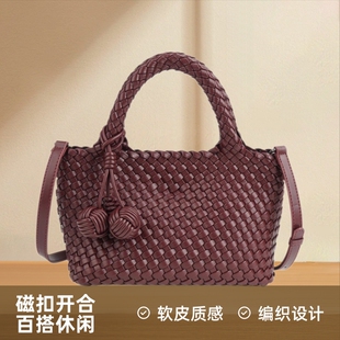 �ֹ��������˻@��Ů���¿������μ�ٴ����eܛƤС���ذ���б��