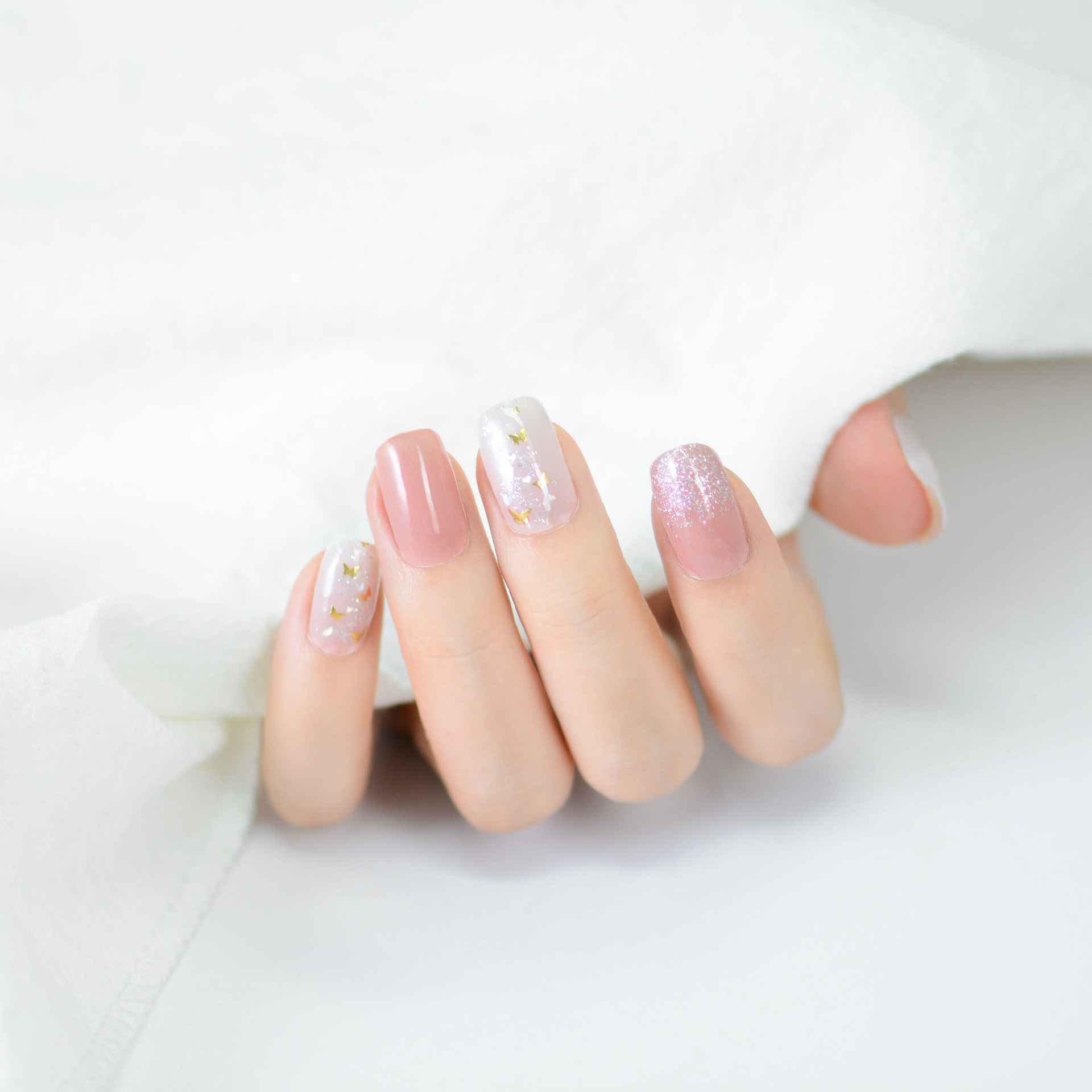 Self-adhesive nail stickers for nails