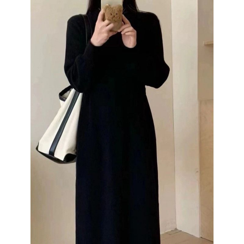 Design long woolen dress