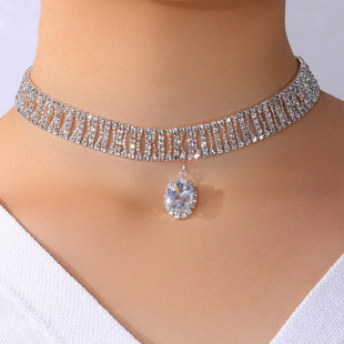 European and American cross -border new products trend wild glittering ripple neck chain Fashion light luxury hollow rhinestone necklace CHOKER