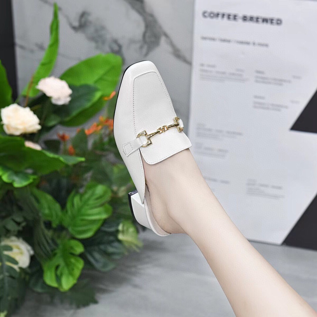 Giày mule nữ da thật mũi vuông gót dày phong cách Anh — Màu trắng nhạt