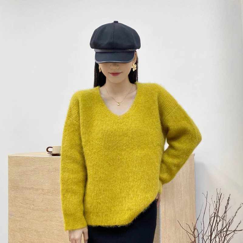 Suli Alpaca Sweater Women's Loose Simple Casual Lazy Style Deep V-neck All-match Fleece Sweater Top for Women Suli Alpaca Sweater Women's Loose Simple Casual Lazy Style Deep V-neck All-match Fleece Sweater Top for Women
