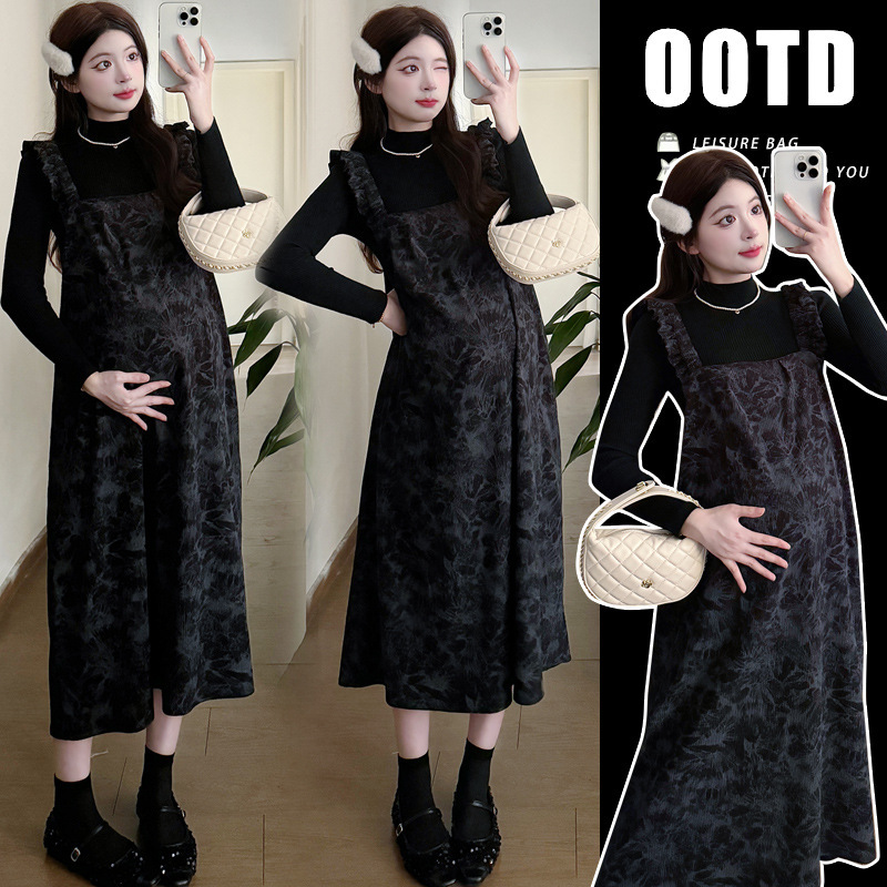 Pregnant Women's Autumn and Winter suit Western-style Design Sense Meat Covering Tie-dyed Strapping Skirt Slimming Base Top Korean-style Two-piece Fashionable Set