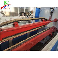 小型管材牵引机 自动化塑料管材加工设备 滚轮式牵引切割一体机