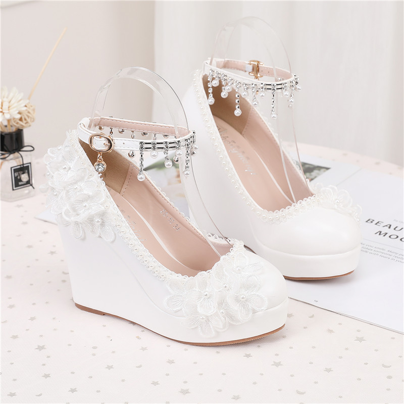 2026 New Spring and Autumn Solid Color Low-Heel Round-Toe Wedge Heel One-Size White In-Stock Shallow Wedding Bridesmaid Shoes 2026 New Spring and Autumn Solid Color Low-Heel Round-Toe Wedge Heel One-Size White In-Stock Shallow Wedding Bridesmaid Shoes