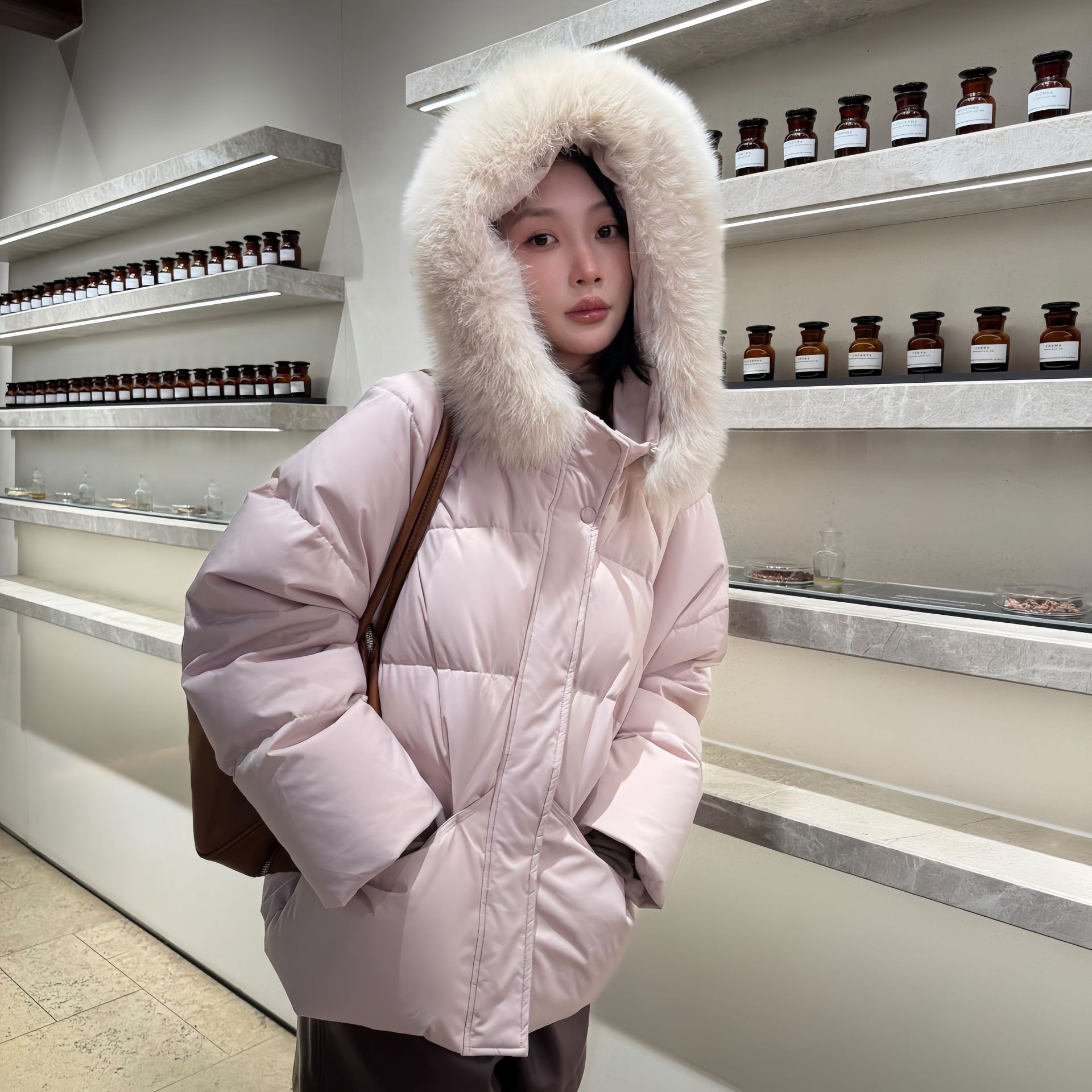 香榭颂韩版羽绒服女短款2025新款90白鸭绒宽松加厚大毛领时尚外套