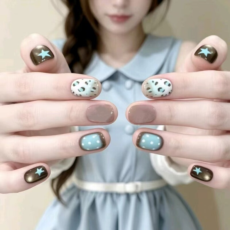 Korean-style star and flower artistic minimalist press-on nails, unique design, beautiful fake nail patches, cross-border wholesale
