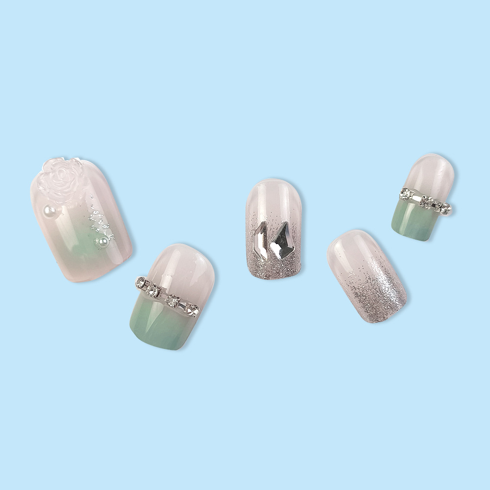 Desnudo transparente verde claro cristal rosado manicure rosa brillante diamante estilo francés usar 24 piezas de parche de uñas falsas