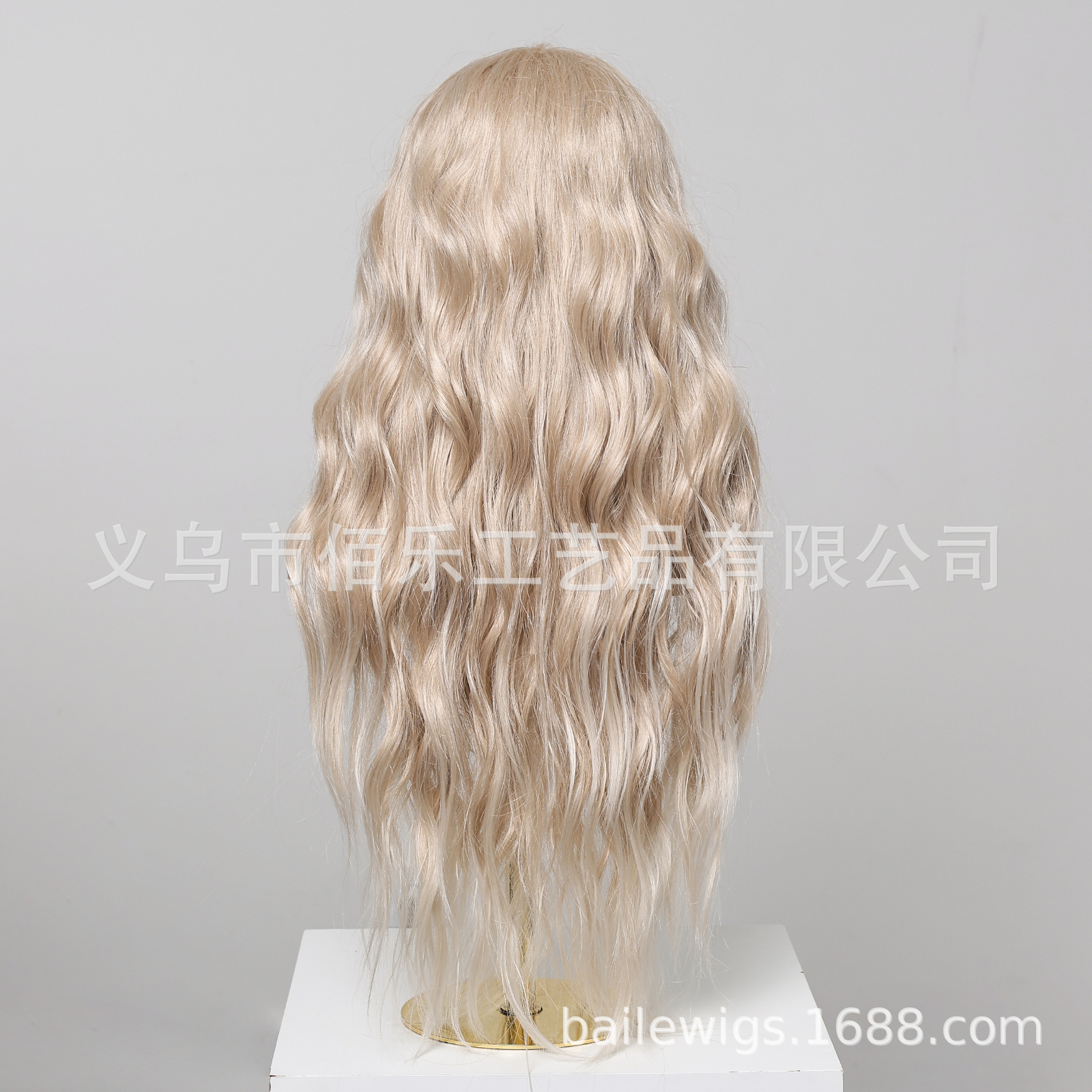 13*6 peluca de encaje de área grande con cabello largo y rizado dorado blanco en el medio image 5