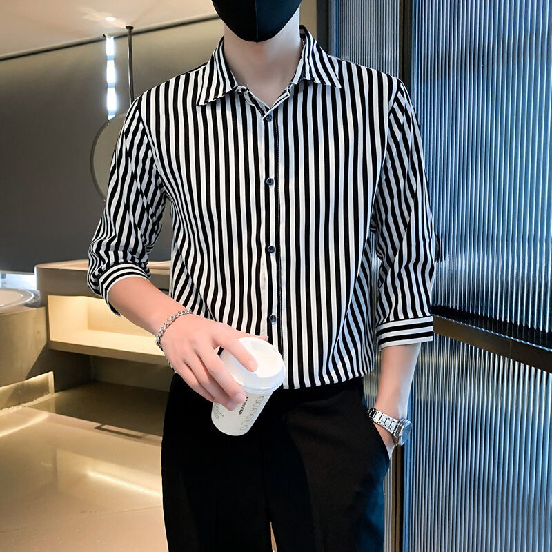 2025 New Summer Style High-End Stripesd Shirt for Men with Three-Quarter Sleeves, Anti-Wrinkle and Iron-Free Business Casual Half-Sleeved Shirt for Men