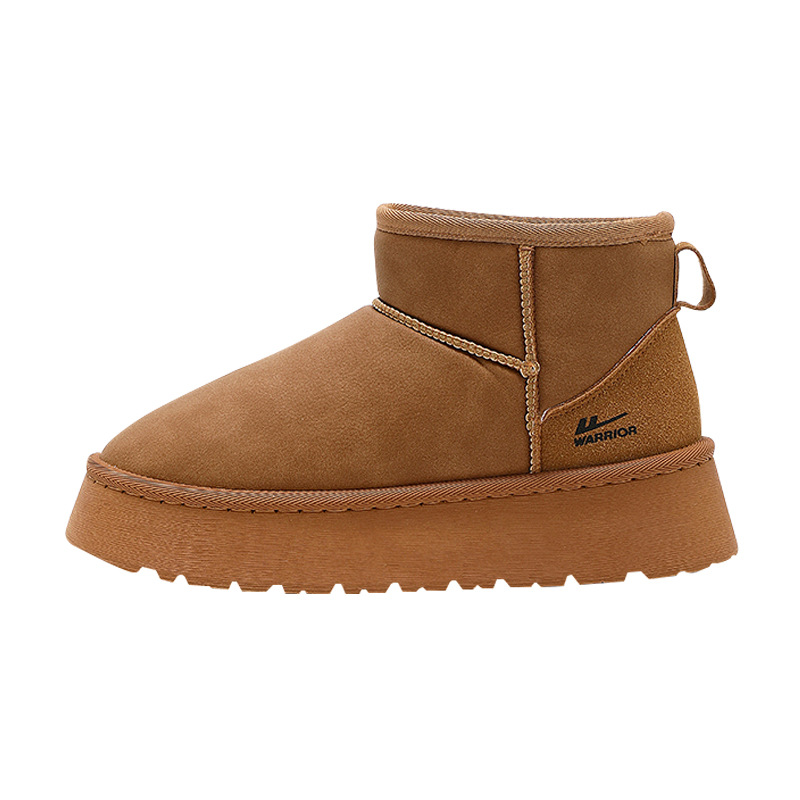 Zapatos de pastel grueso de cuero calentado botas de nieve de invierno con nuevas botas cortas de algodón puro de viento minimalista zapatos de mujer