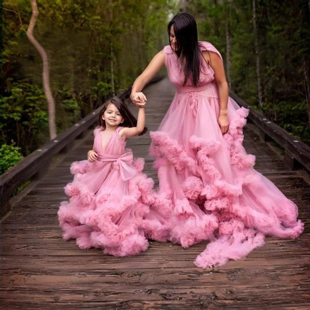 Elegante abito da ballo a trapezio per bambine con volant in tulle, stile sofisticato e strascico, abito casual in poliestere. 【Pre-ordine | Spedizione in 15 giorni】_voghion.com