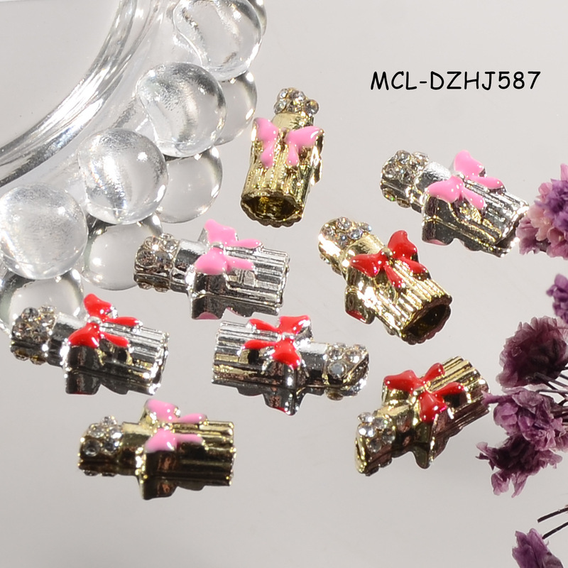 New manicure alloy jewelry Sexy Lips Lipstick diamond accessories 520 Qixi Festival Valentine's Day nail decoration wholesale